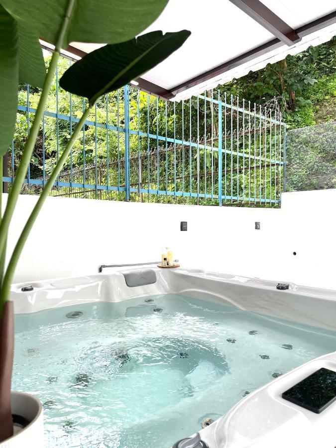 Qv Residence Langkawi - Jacuzzi, Bbq, & Steamboat Куах Екстер'єр фото